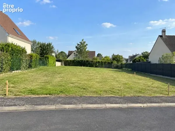Terrain 603 m²