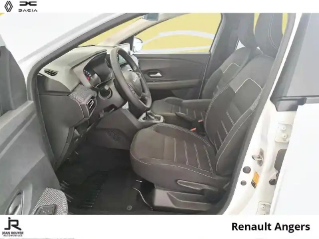 Dacia Sandero 1.0 tce 90ch expression cvt — photo 3
