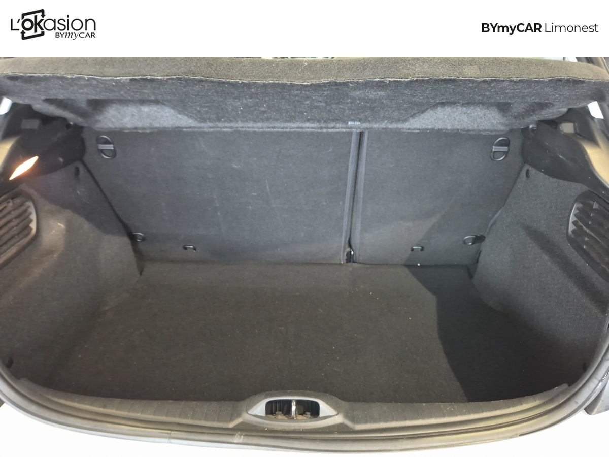 Peugeot 208 1.6 BlueHDi 100ch S&amp;S BVM5 — photo 13