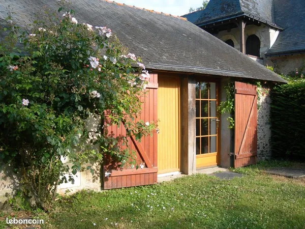 Petit T2 duplex meublé (20m2) à Angers, Quartier Lac-de-Maine
