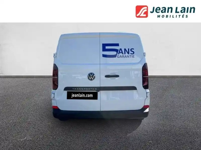 Volkswagen Transporter van l1h1 2.0 tdi 150 bva8 — photo 6