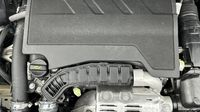Peugeot 2008 1.2 PureTech 100ch S&S Style — photo 20
