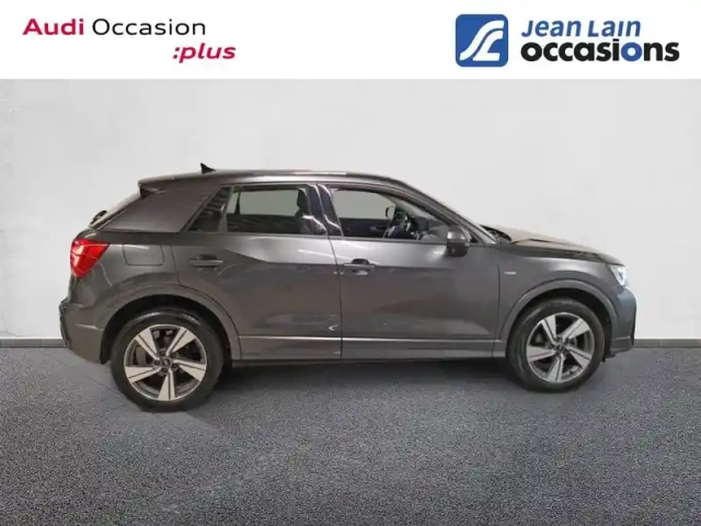 Audi Q2 35 tfsi 150 s tronic 7 — photo 4