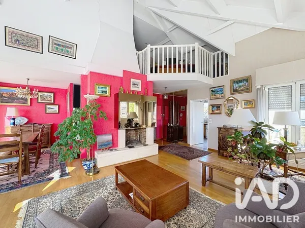 Appartement 7 pièces 143 m²