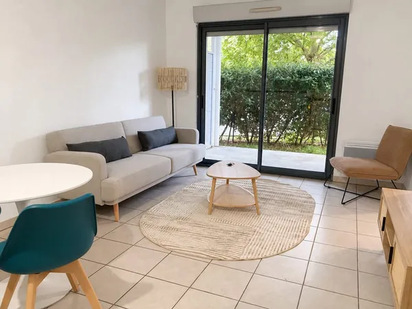 Montréjeau , appartement T2 Meublé