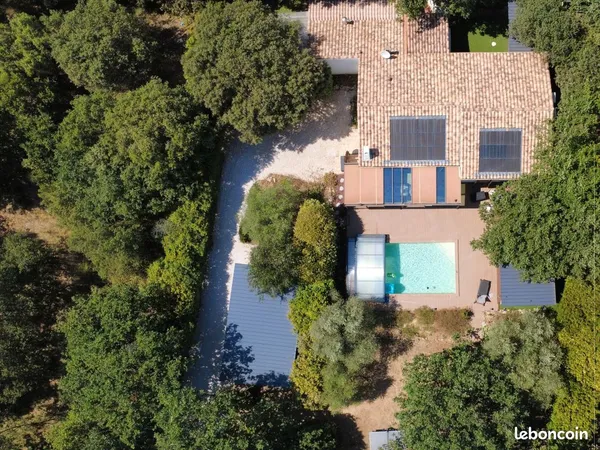 Villa provençale , 5 chambres, piscine, sauna, plein sud et calme absolu
