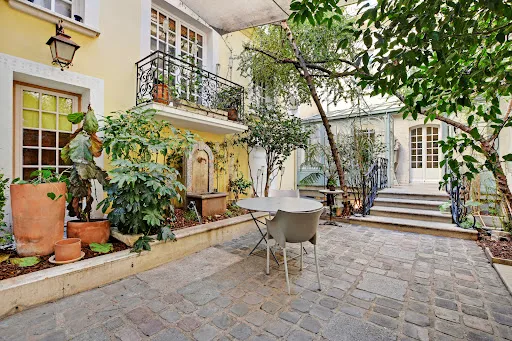 Maison 15 pièces 524 m²