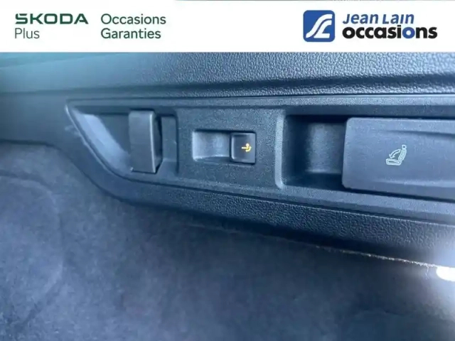 Skoda Superb combi 2.0 tdi 150 ch scr dsg7 — photo 117