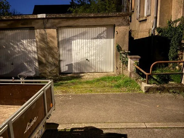 Garage fermé à louer - Thionville - 80 /mois