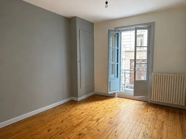 Appartement Location Le Puy-en-Velay 3p 62m² 490€