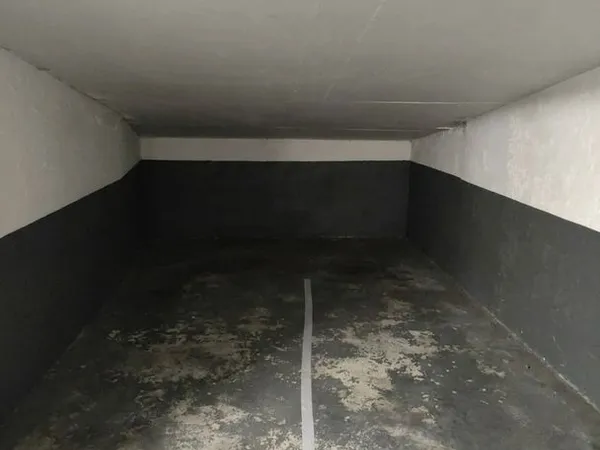 Place parking moto - Paris 14 Pernety