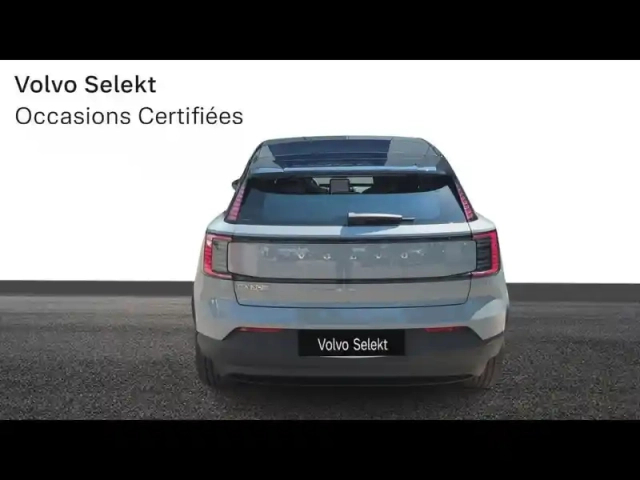 Volvo Ex30 p5 long range 272ch 69kwh ultra — photo 4