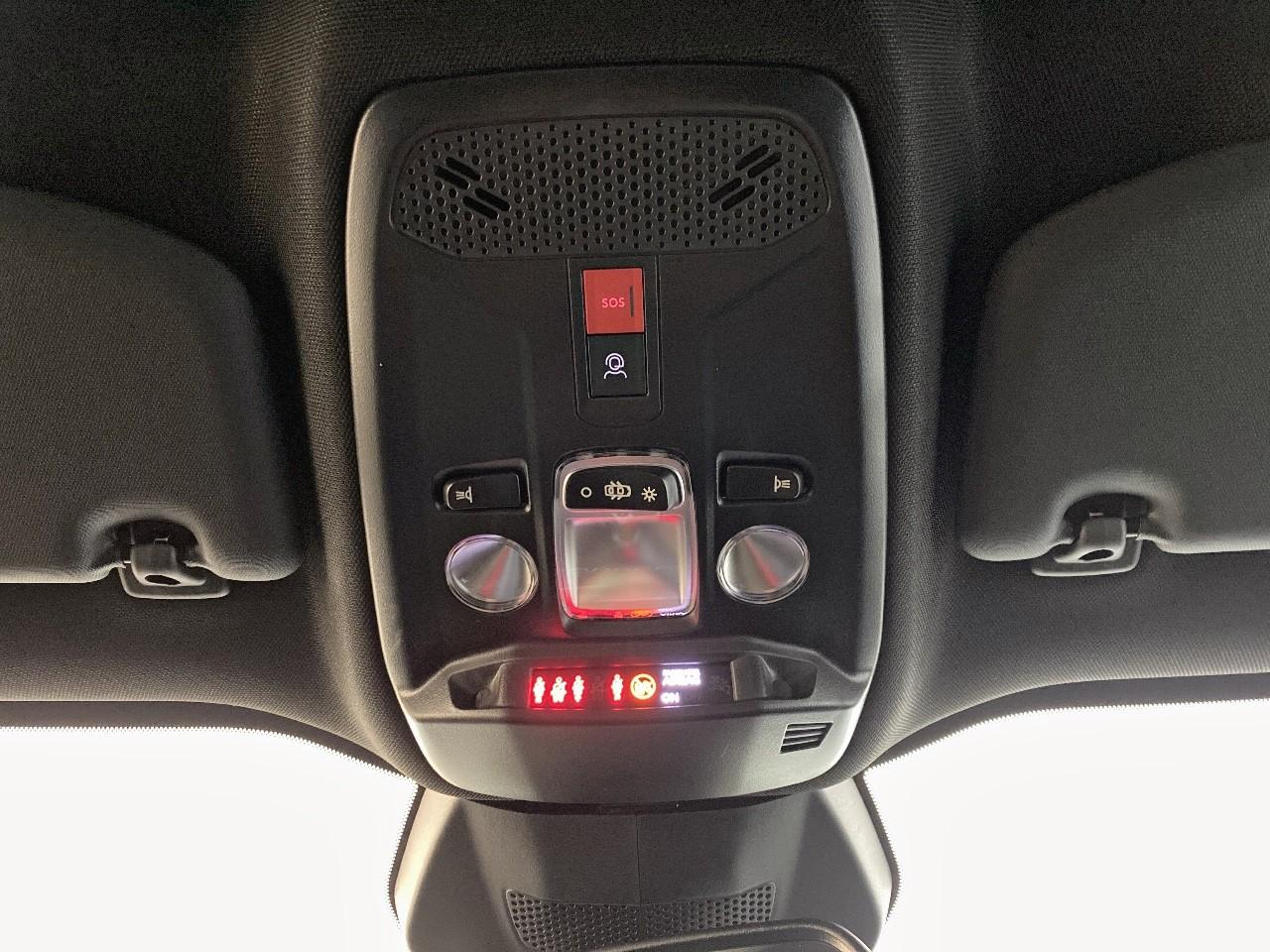 Peugeot 2008 hybrid 145 e-dcs6 allure — photo 19