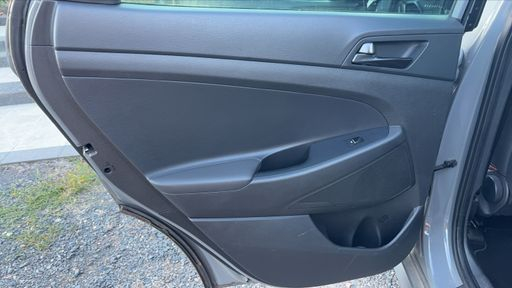 Hyundai Tucson 1.6 CRDi 136 Mild Hybrid DCT7 - N Line – 2020 – 105980 km – Diesel – Boîte Automatique — photo 19