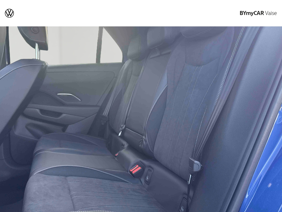 Volkswagen T-Roc 1.5 eTSI EVO2 Hybrid 116 ch DSG7 — photo 12