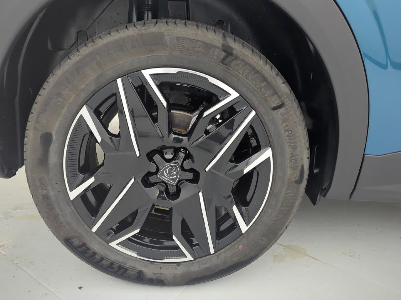 Peugeot 3008 hybrid 145 e-dcs6 gt — photo 30