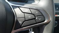 Renault Clio 1.0 TCe 90ch Evolution - 24 — photo 18
