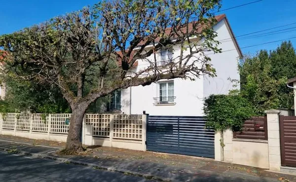 Maison 6 pièces 180 m²