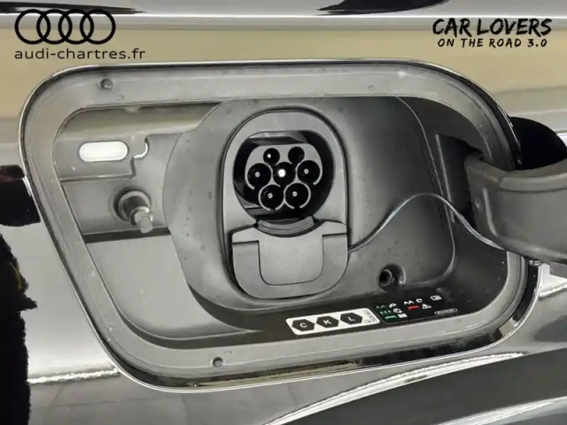 Audi Q4 E-Tron 45 285 ch 82 kwh quattro — photo 18