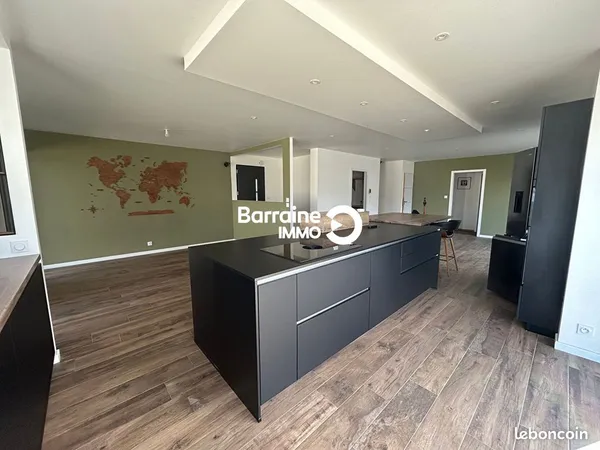 Maison 142 m² PLOUGOULM