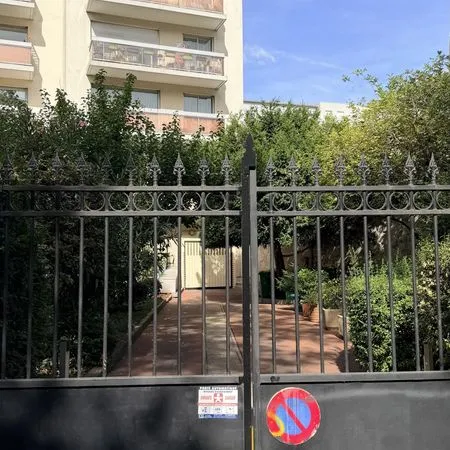 Parking/box 12 m² Paris