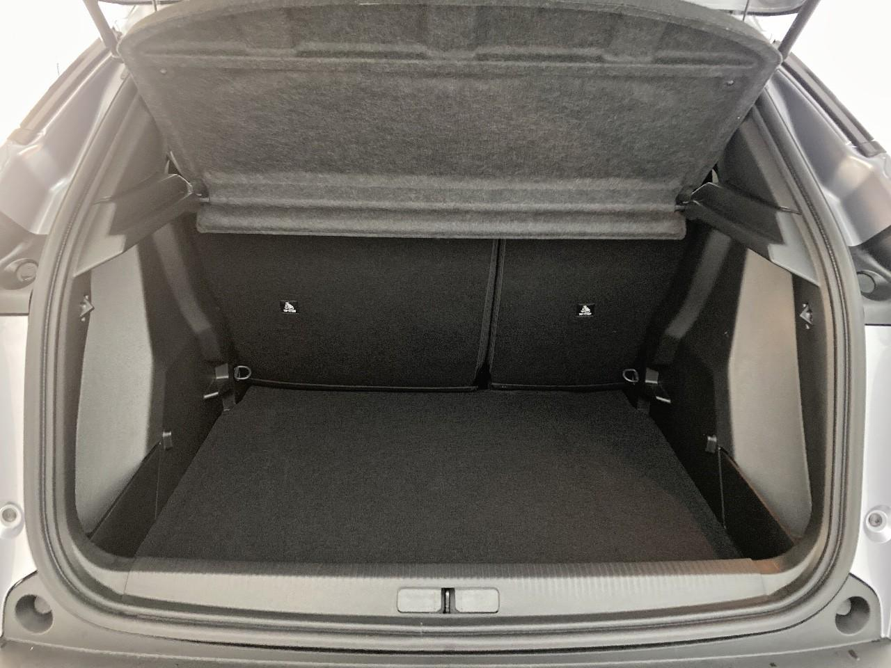 Peugeot 2008 hybrid 145 ch e-dcs6 allure — photo 6
