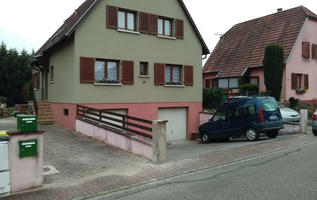 Photo 1