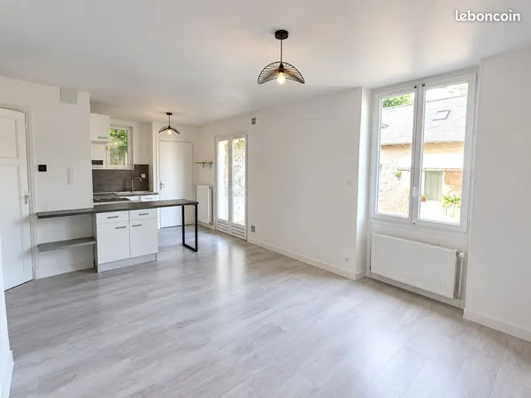 Joli T2 46m2 avec terrasse et garage