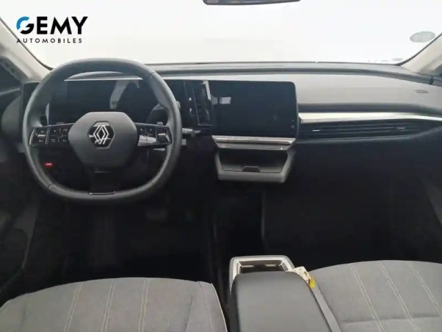 Renault Megane e-tech ev60 220 ch super charge — photo 8