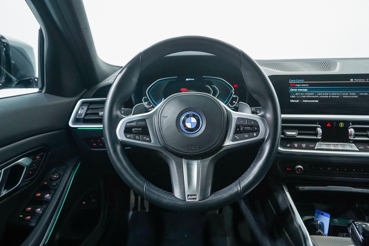 BMW Série 3 Touring — photo 18