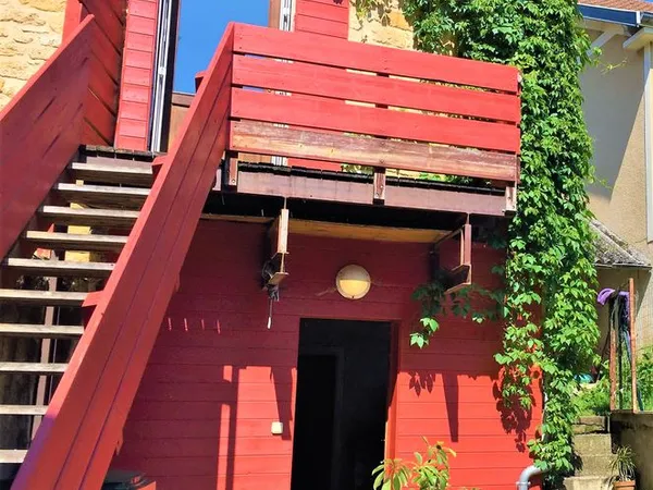 Charmante maison T2 meublée à Gourdon, proche du bourg médiéval, idéale pied à terre
