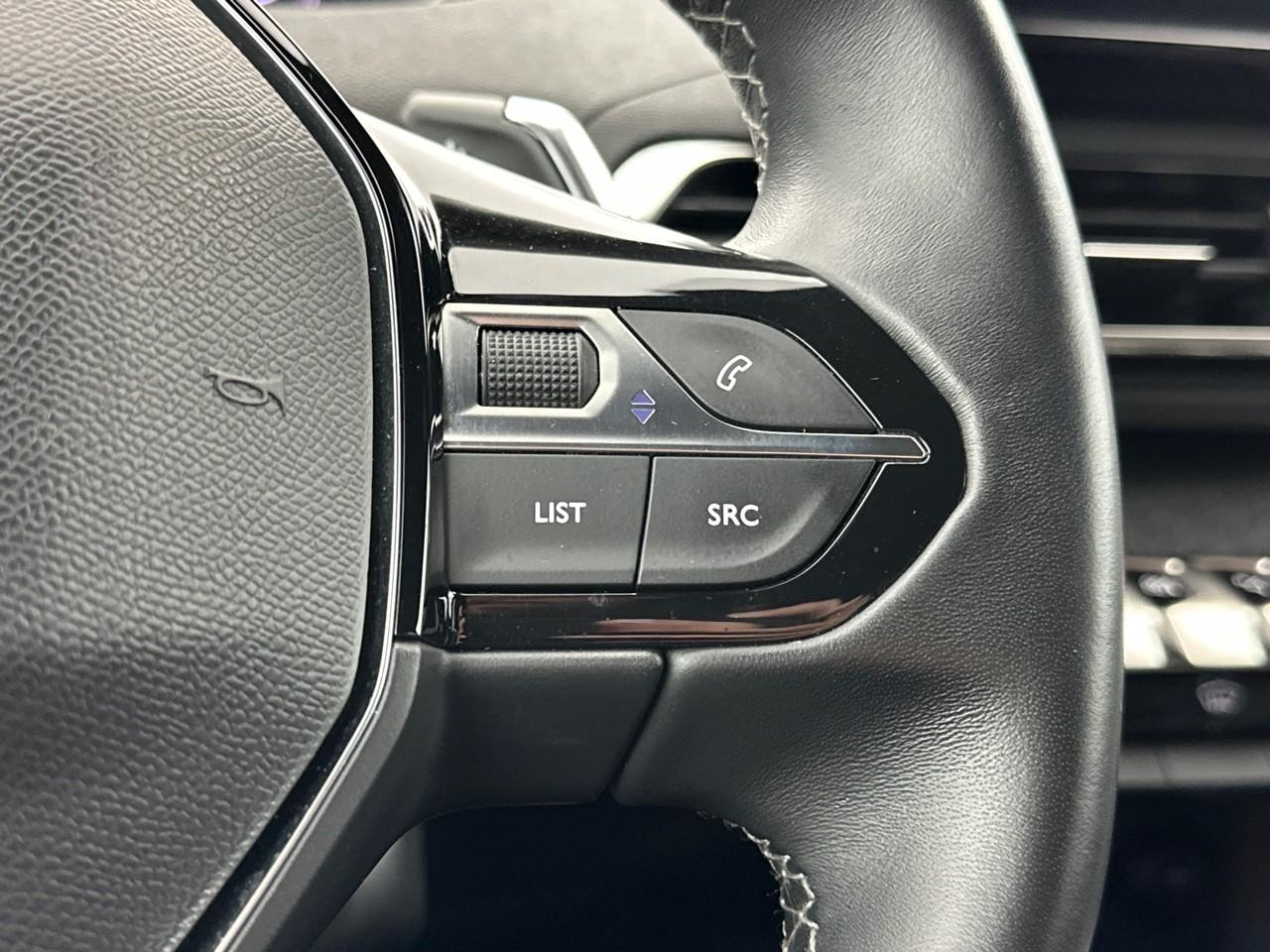Peugeot 3008 puretech 130ch s&s eat8 allure pack — photo 19