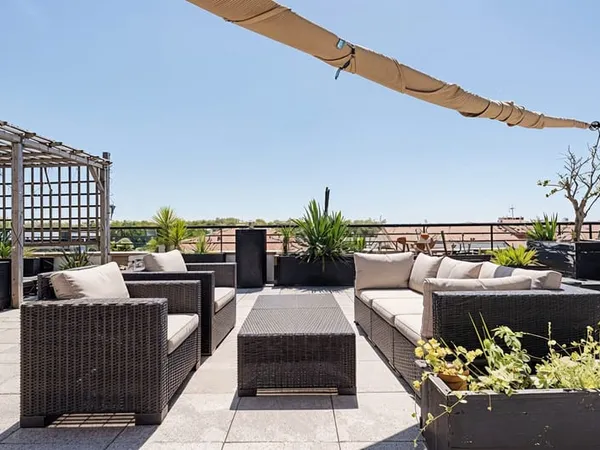 Appartement roof top - T4-T5 - Terrasse - Garage - Moderne -