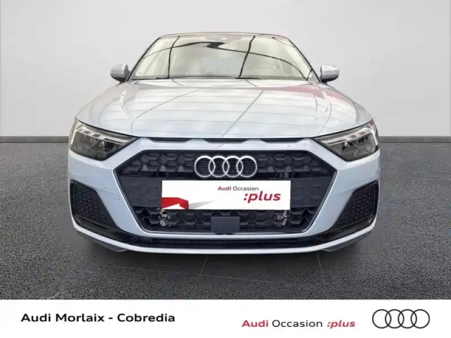 Audi A1 sportback 25 tfsi 95ch advanced — photo 2
