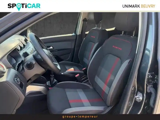 Dacia Duster 1.5 blue dci 115ch techroad 4x2 — photo 9