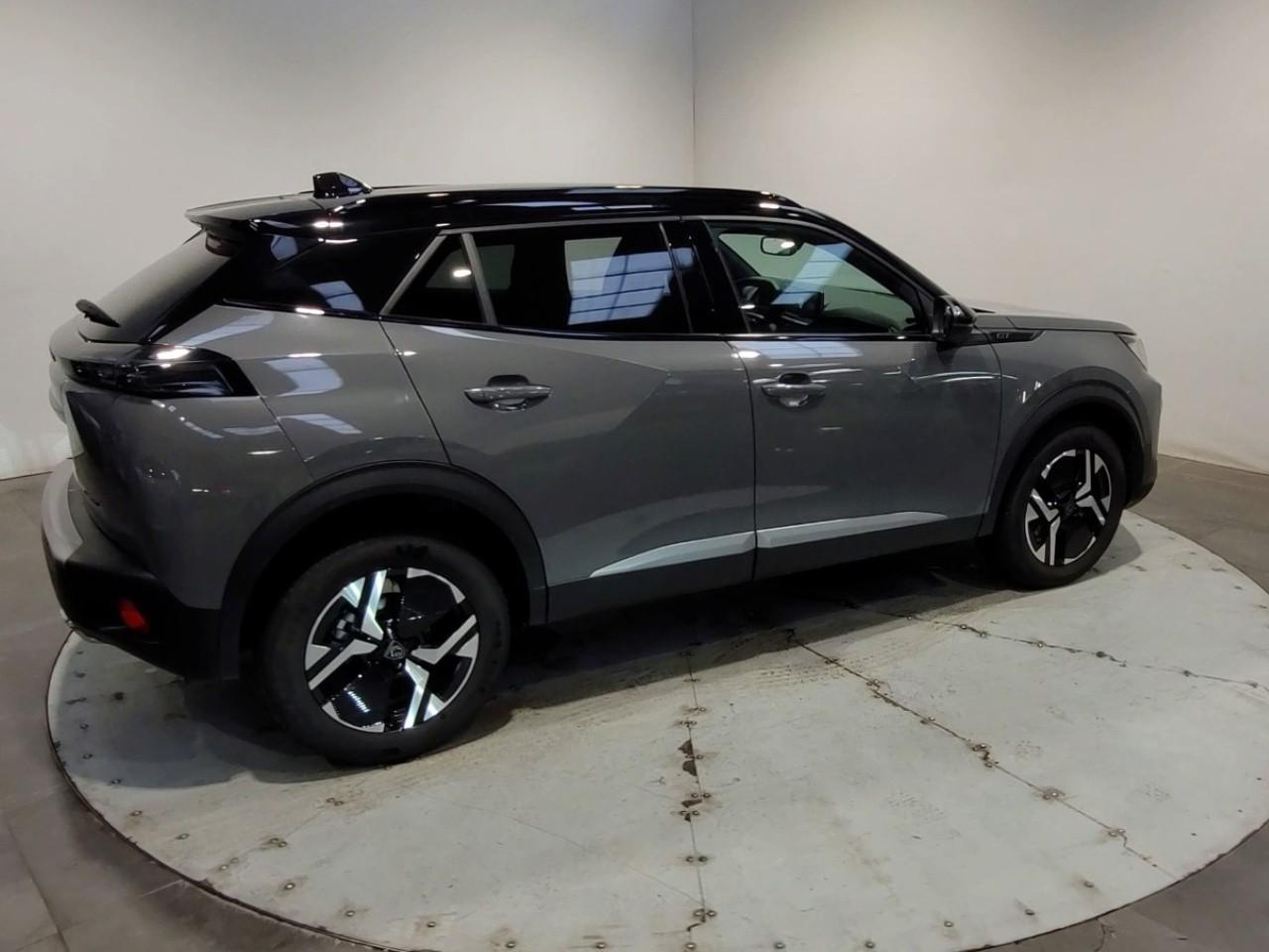 Peugeot 2008 hybrid 145 ch e-dcs6 gt — photo 5