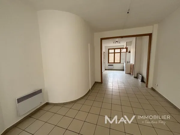 SAINT-OMER - LOCAL COMMERCIAL DE 37m²