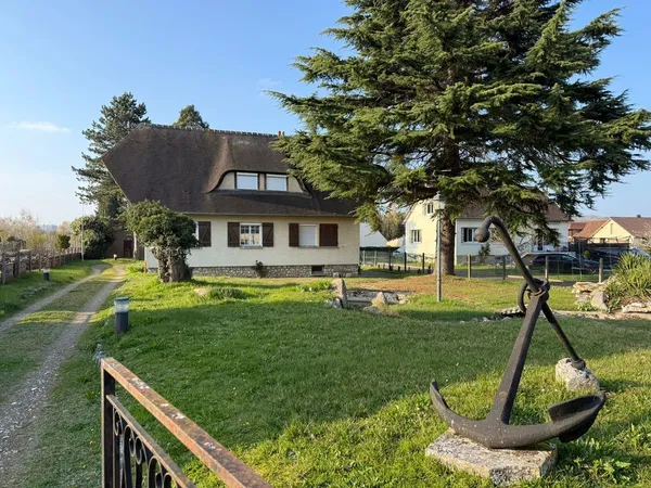 Maison 130 m² ? 6 chambres ? terrain 2 890 m² ? dépendance