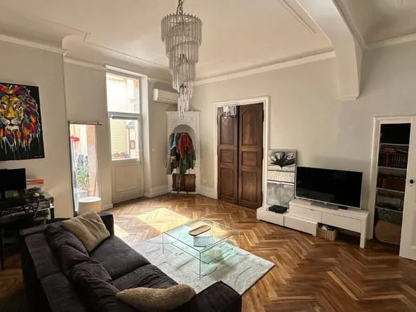 Triplex 5 pièces 152 m²