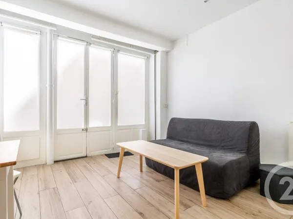 Local 2 pièces 27 m²