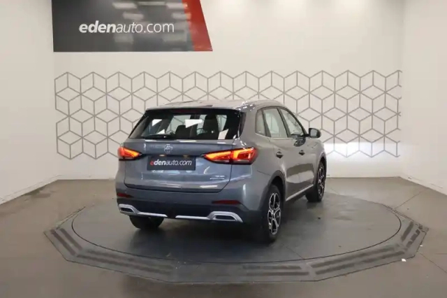 Mg Zs 1.5 l hybrid+ 197 ch — photo 78