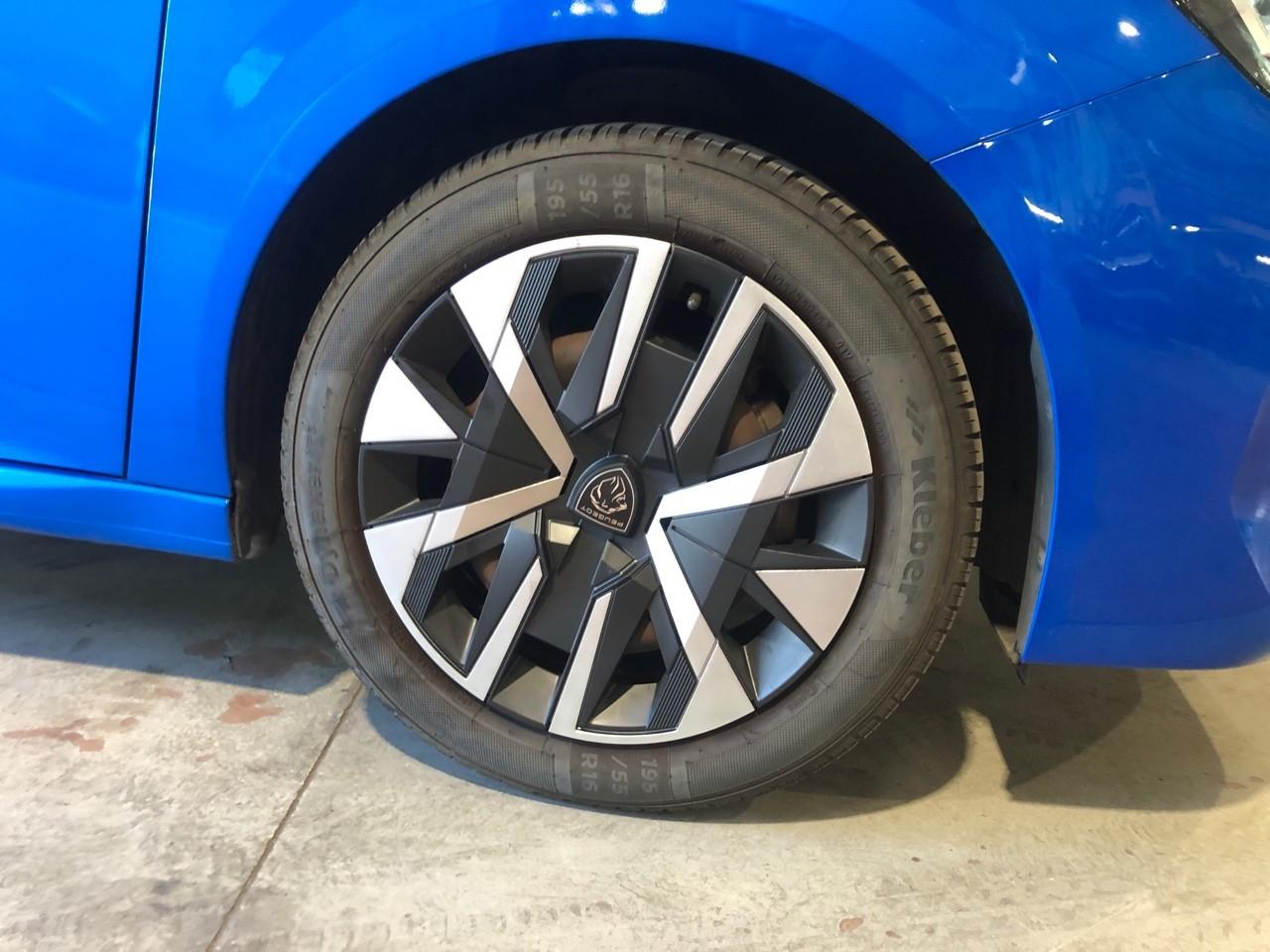 Peugeot 208 puretech 100 s&s bvm6 active — photo 11