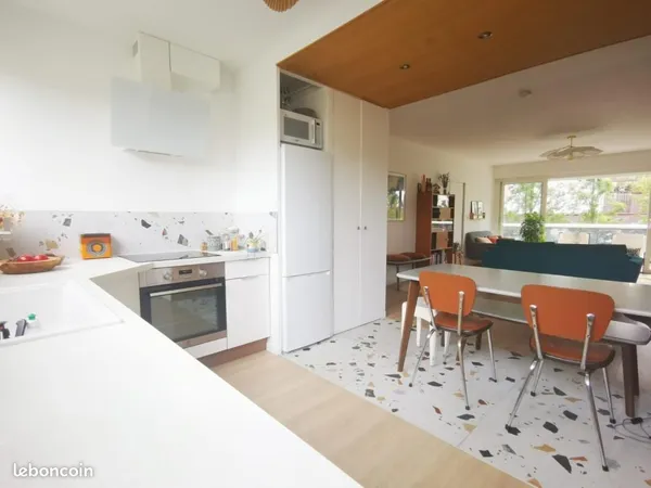 Appartement 4 pièces 82 m²