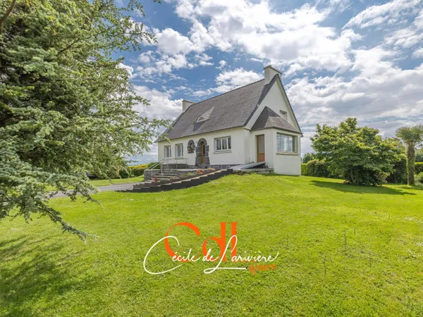 Une belle maison familiale au calme, à deux pas du centre de Landivisiau