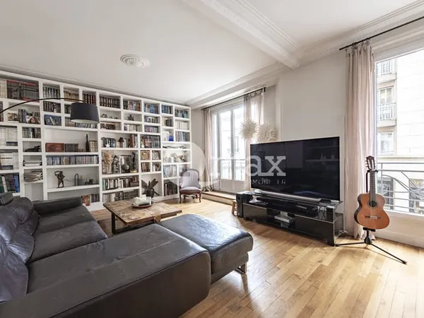 COURBEVOIE BECON- 3 /4 PIECES 90 M² - 675 000 € FAI