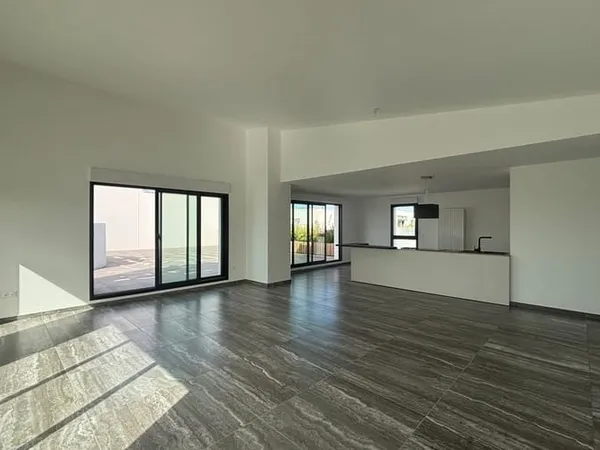 Appartement 4 pièces 152 m²