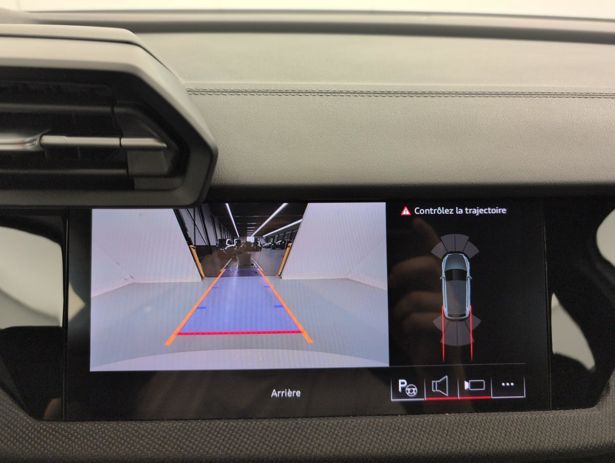 Audi A3 Sportback — photo 17
