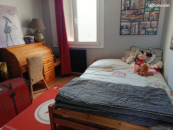 Colocation pour jeune femme uniquement