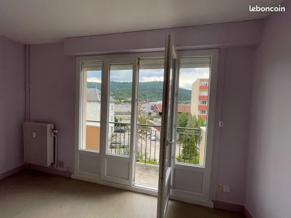 Au clos Didier T1 26m2 balcon vue mont rivel