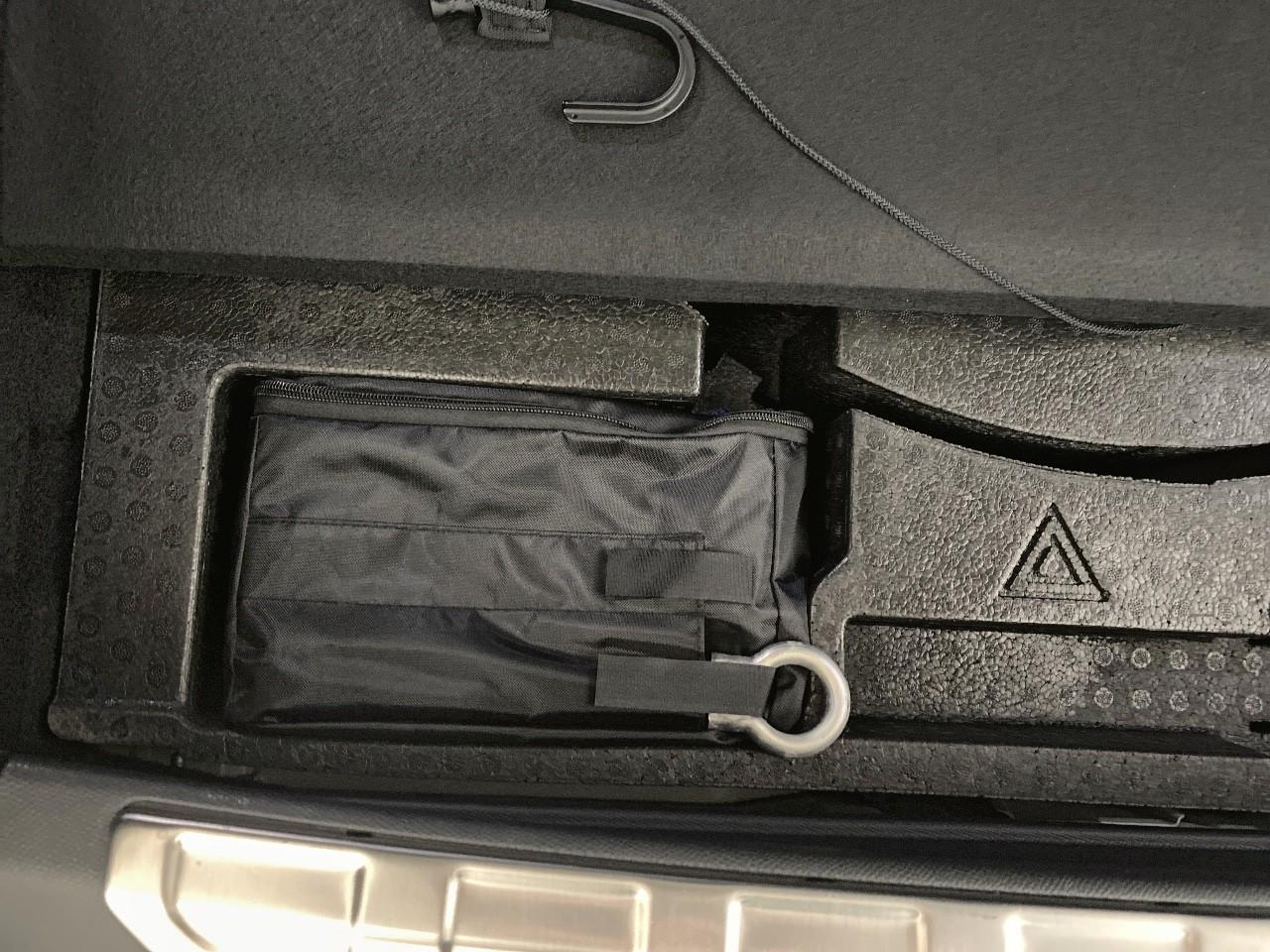 Peugeot 408 hybrid 145 e-dcs6 gt — photo 16